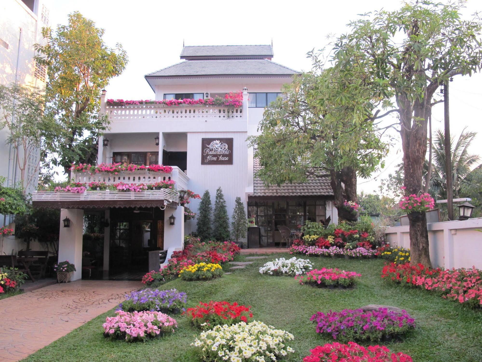 Rachamankha Flora House Hotel Chiang Mai Exterior foto