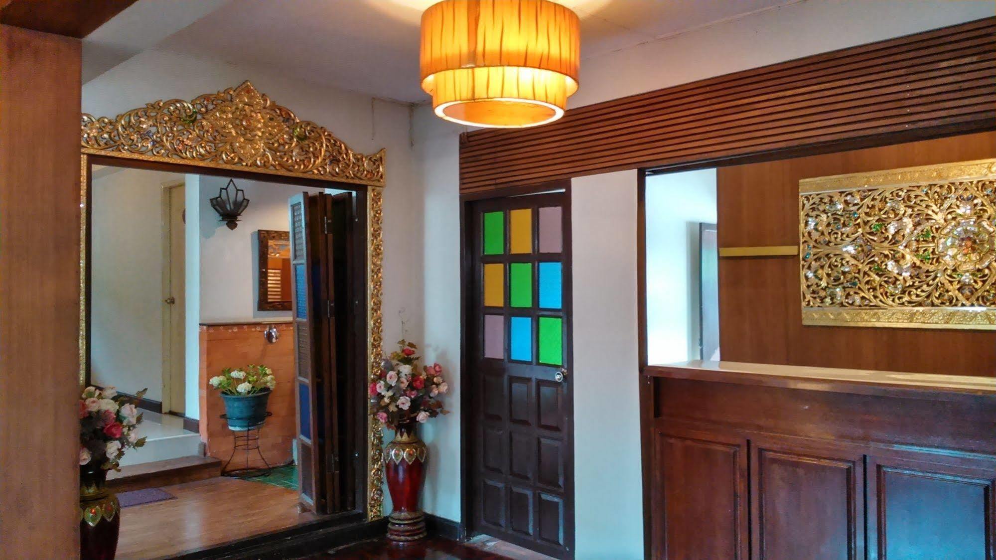 Rachamankha Flora House Hotel Chiang Mai Exterior foto